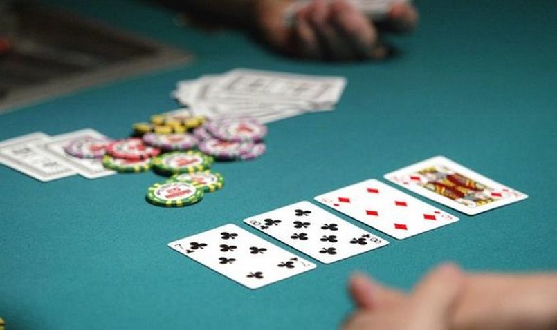 Các thuật ngữ trong Poker và cách chơi cụ thể tại nhà cái M8Bet